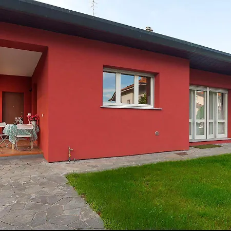 Maison Rouge